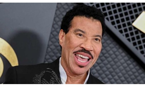 STAR FİLMLERİ LIONEL RICHIE İLE SÜRÜYOR